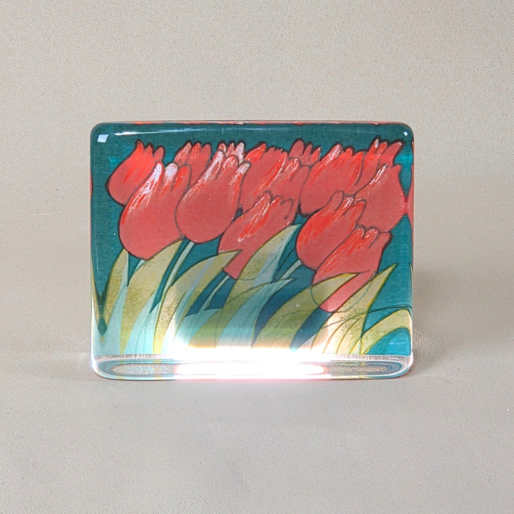 iittala Finland Heljä Liukko-Sundström Red Tulips Glass Paperweight Signed